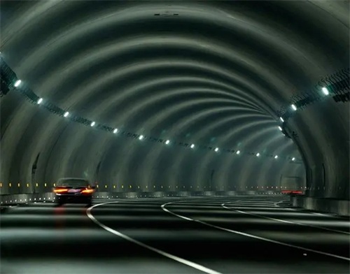 隧道建設(shè)